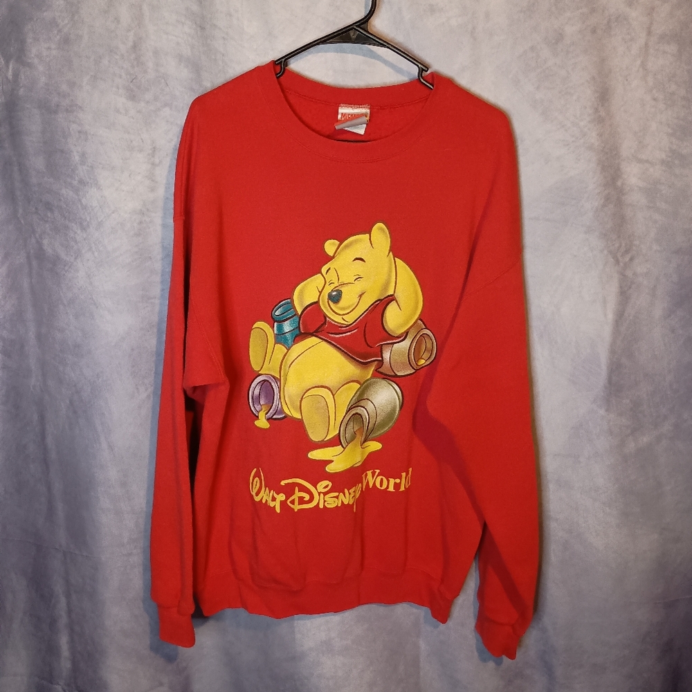 Vintage 90's Disney Mickey Inc. Winnie The Pooh Bear Crewneck Sweatshirt‎